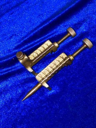 Pair Vintage Stanley No.  4 Cast Iron Clamp On Trammel Points Pencil Hold