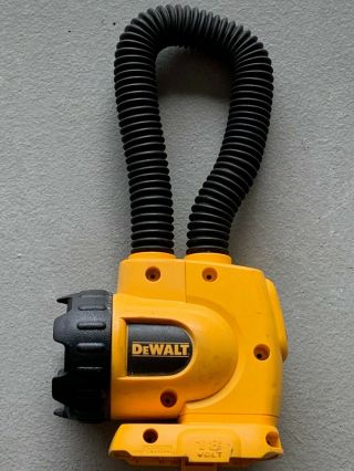Dewalt Dw919 Flashlight 18 Volt Cordless Flexible Floodlight Snake Light 18v