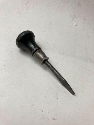 Vintage Antique Small Wood Handle Screwdriver Mini Tool 2 - 3/4” 3