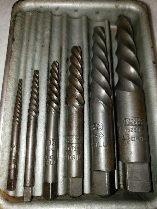 VINTAGE EZY - OUT SCREW EXTRACTOR SET NO.  15A THE CLEVELAND TWIST DRILL CO 2