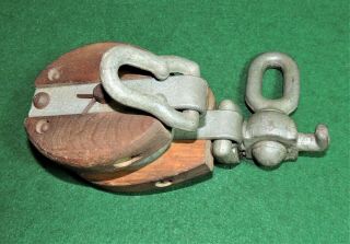 Vintage Openable WOODEN PULLEY FARM PULLEY - N - 2