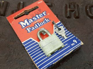 Vintage Mini Master Lock No.  9 Padlock OLD STOCK Padlock 3