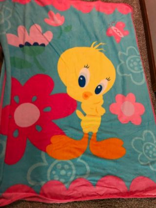 Vintage Tweety Bird Looney Tunes 50”x60” Fleece Throw Blanket