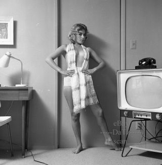 1950s Negative - Sexy Blonde Pinup Girl Brigitte Baum - Cheesecake T420503