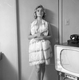 1950s Negative - Sexy Blonde Pinup Girl Brigitte Baum - Cheesecake T420495