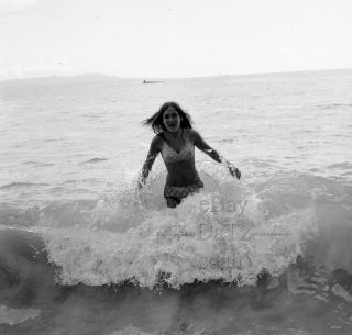 1960s Negative - Sexy Pin - Up Girl Lisa Golring In Bikini - Cheesecake T271610