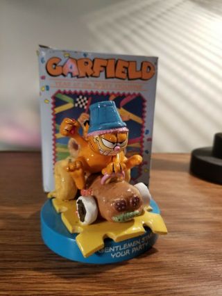 Garfield Year Of The Party Figurine " Gentleman Start Your Engines " 1988