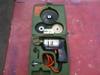 Vintage Black & Decker 7021 1/4 " Variable Speed Electric Drill Kit With Case