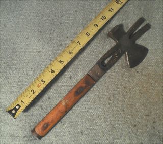 Vintage Bridgeport Hardware Co.  Tomahawk Multi - Tool Axe Hammer Pry Bar Roofer