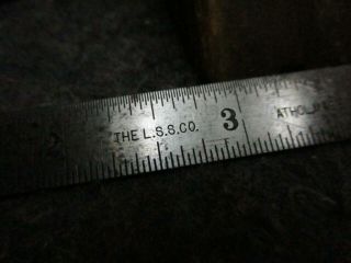 VINTAGE MACHINISTS STEEL RULER/THE L.  S.  STARRETT CO.  /No.  320,  TEMPERED No.  10/SHEATH 3