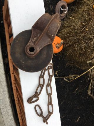 Cast Iron Antique Barn Hay Wooden Pulley No.  128 With Chain
