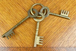 Three Vintage Decorative Brass Keys On Ring Jail Cell Jailer Prison Warden