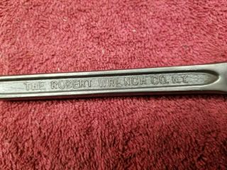 Vintage THE ROBERT WRENCH CO Spring Loaded Wrench 8 - 1/2 