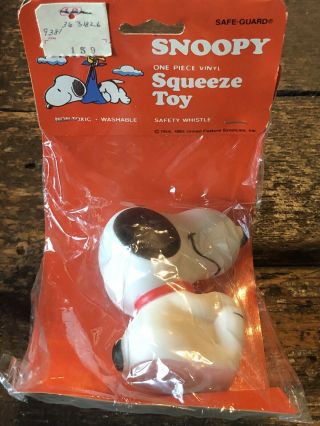 Vintage Old Snoopy Dog Chew Squeeze Toy - United Feature Syndicate 1966 Peanuts