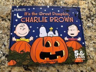 Its The Great Pumpkin Charlie Brown Book - Peanuts - Charlie Brown - Halloween - Snoopy
