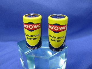Vintage Ray - O - Vac Rayovac 2 C Flashlight Batteries