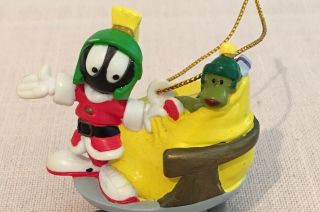 2000 Wb Looney Tunes “marvin The Martian & K - 9 On Sleigh” Christmas Ornament