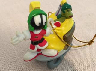 2000 WB Looney Tunes “Marvin the Martian & K - 9 on Sleigh” Christmas Ornament 2