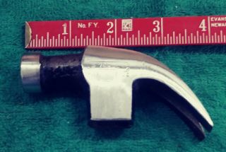 Antique Vintage Stanley H113 7oz.  Fine Finish Small Claw Hammer Head