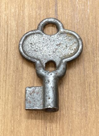 Vintage Antique Small Hollow Barrel Skeleton Key 1 - 13/16”x1 - 3/16” / Very Unique