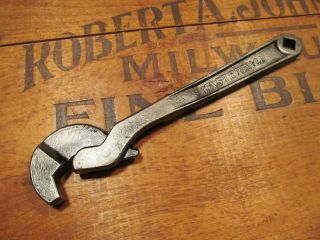 Vintage Masterench Heller Usa 8 " Self Adjusting Wrench - Spring Loaded