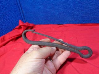 Primitive Hand Forged Iron Barn Door Fence Gate Hook Clip.  Bo3