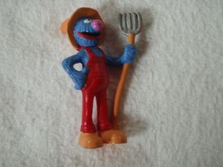 Vintage Sesame Street Muppet Grover The Farmer 3” Tara Toy Figure