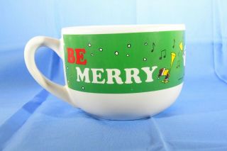 Gibson Peanuts Christmas 22oz Latte Coffee Mug / Soup Bowl Snoopy Charlie Brown