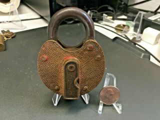 Vintage / Antique Yale & Towne Rr Padlock Lock - Without Key