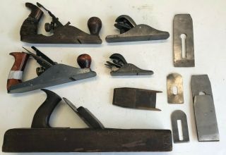 (5) Vintage Wood Planes,  Plus An Assortment Of Blades &parts
