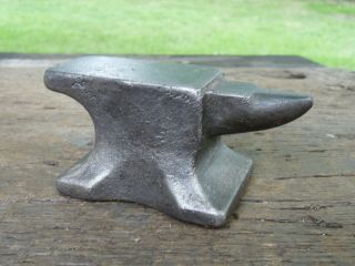 Small Blacksmith 1 Lb.  13 Oz.  Cast Anvil