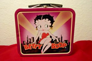 Betty Boop Collectible Metal Lunch Box Betty On The City 1997