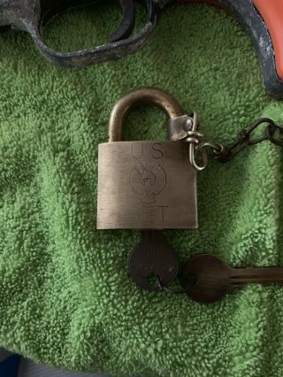 Vintage Eagle Lock Brass Padlock Marked Us Set W/ 1 Key And Chain Military Issue