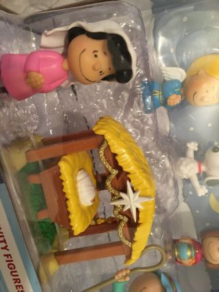 Peanuts Charlie Brown Deluxe Nativity Scene Figure Play Set Read Descrip 3