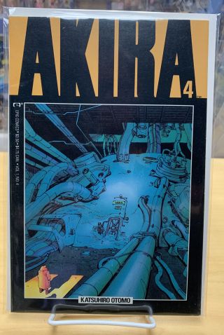 Akira 4 Katsuhiro Otomo Comic Graphic Novel 1988 Epic Comics