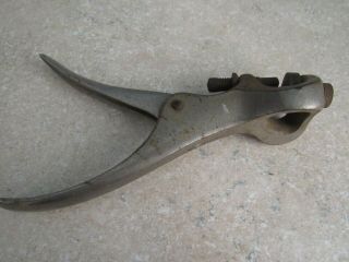 Saw Set,  Hand Saw Tooth Setter Tool Antique