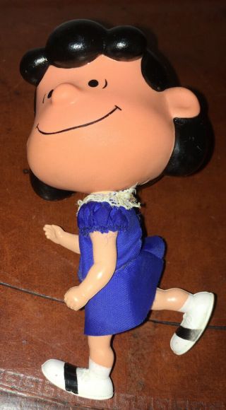 Mattel 1968 Charlie Brown Peanuts Skediddle Walking Toy Lucie Lucy