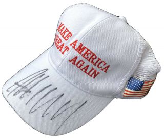 Psa/dna President Donald Trump Signed Autographed Make America Great Again Hat