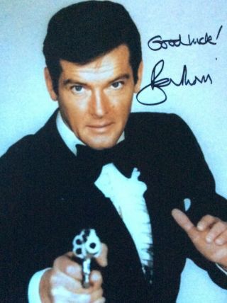 SEAN CONNERY ROGER MOORE SIGNED PHOTOS 8 - 10 JAMES BOND TWO FOR PRICE OF ONE 2