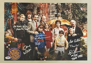 Willy Wonka & The Chocolate Factory Gene Wilder Signed 17x11 Cast Photo Psa/dna