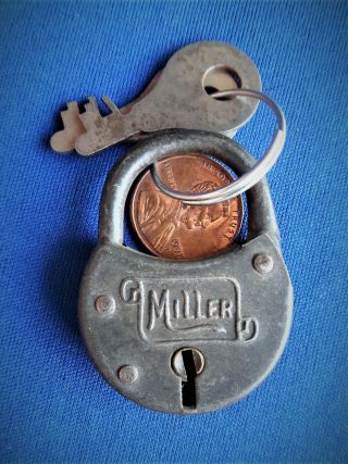 Vintage Antique Miniature Miller Treasure Jewerly Chest Dogs Padlock Lock W Key
