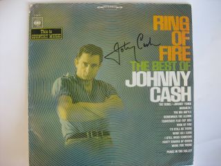 Johnny Cash - Rare Autographed Orig.  " Ring Of Fire " Album - Hand Signed " Best Of "