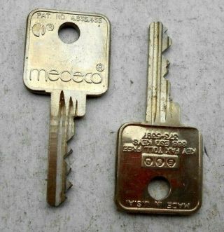 (1) Medeco Esd High Security Key Art,  Collectors,  Locksmith.