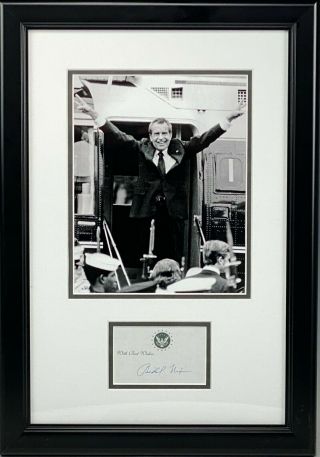 President Hand Signed Richard Nixon Framed Autograph W/ Photo Photograph Jsa