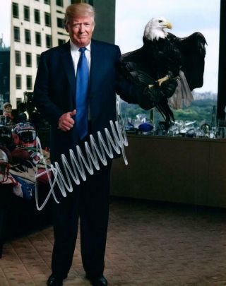 Donald Trump Signed 8x10 Photo Autograph Picture Includes A