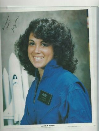 Judith Resnik Autographed 8x10 Photo USA NASA Astronaut JSA Letter dec 1986 2