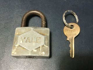 Antique Vintage Yale Padlock And Key