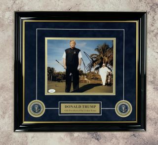 Donald Trump Signed 8x10 Photo Jsa Loa Custom Framed President