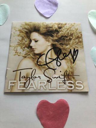 Taylor Swift - Signed & Autographed Fearless Cd Booklet