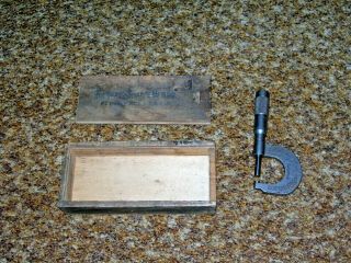 Vintage Brown & Sharpe 1 " Micrometer With Wooden B&s Box.